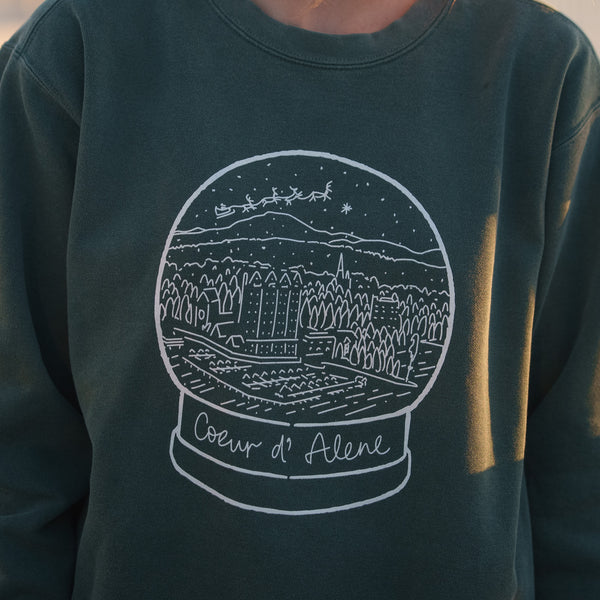 2023 Coeur d'Alene Christmas Sweatshirt - CDA In A Globe