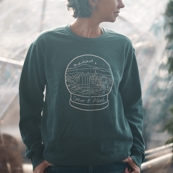 2023 Coeur d'Alene Christmas Sweatshirt - CDA In A Globe