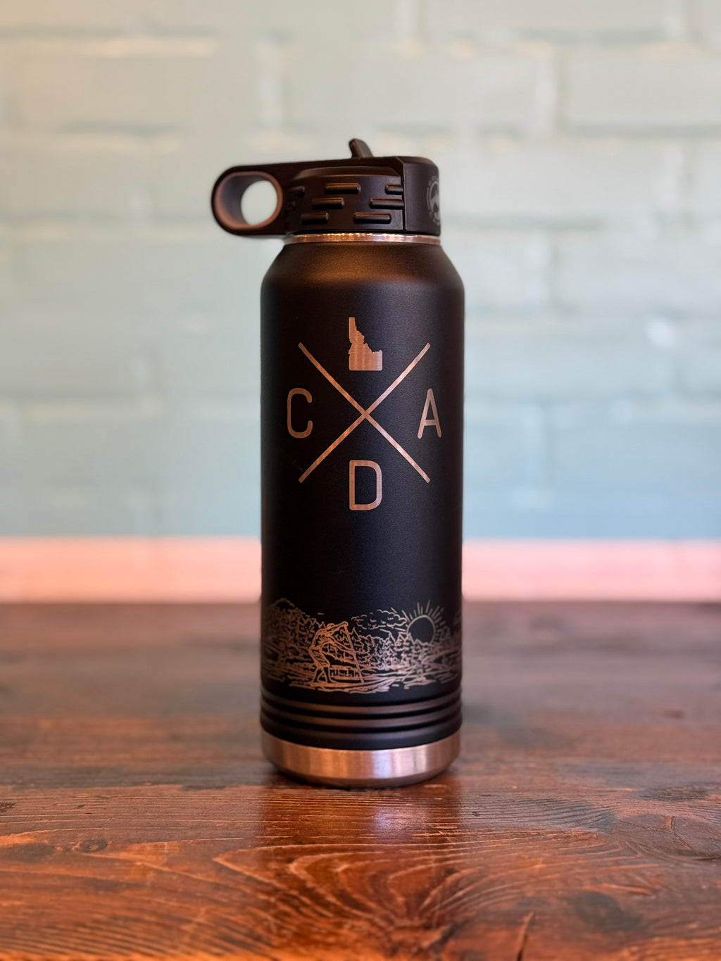 A Coeur d’Alene Summer Scene Wrapped 32oz Bottle