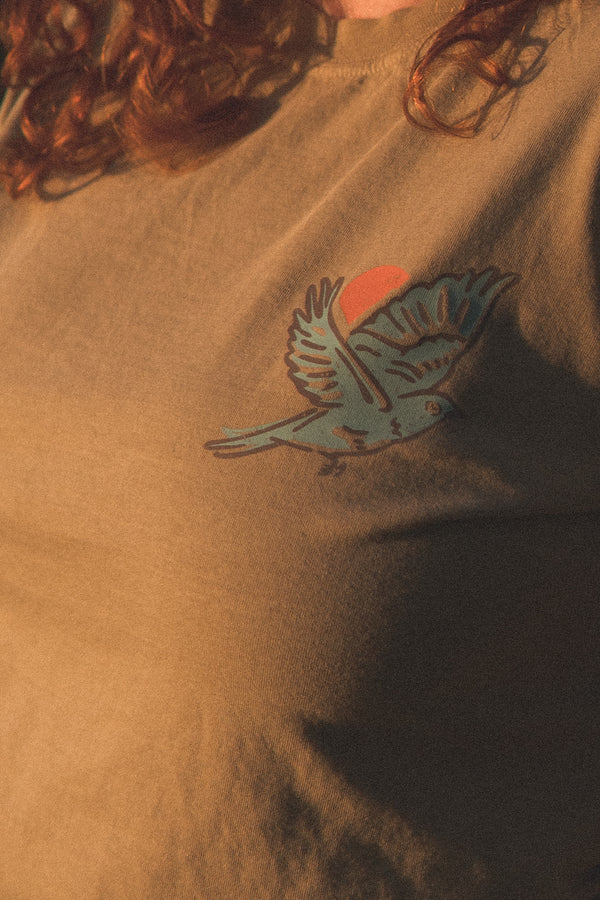 Chasing Views Bird Tee - Khaki (100%)