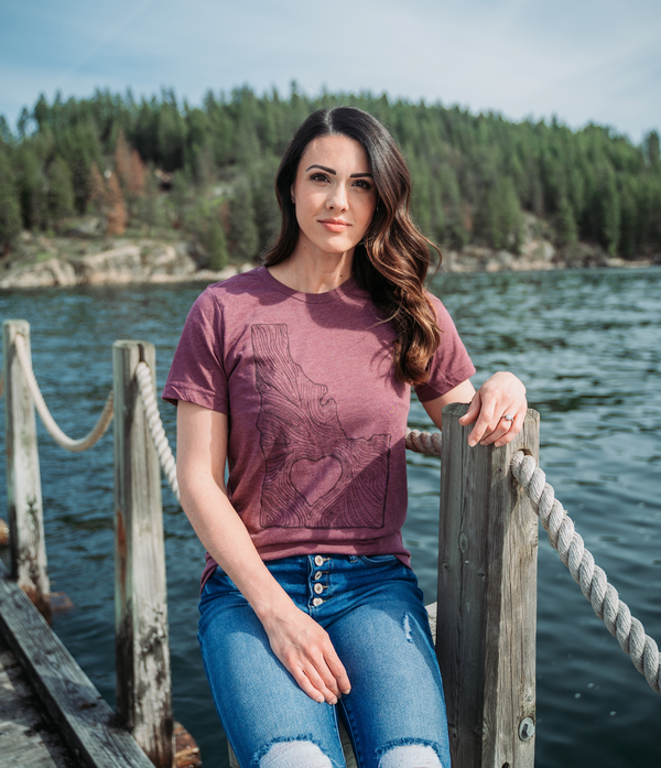 Idaho Wood Grain Maroon Tee