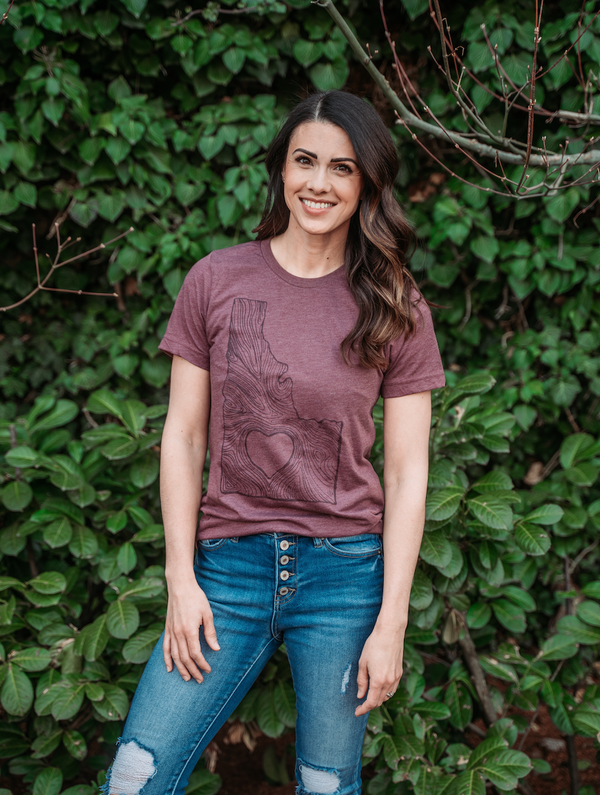 Idaho Wood Grain Maroon Tee