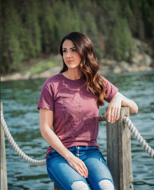 Idaho Wood Grain Maroon Tee